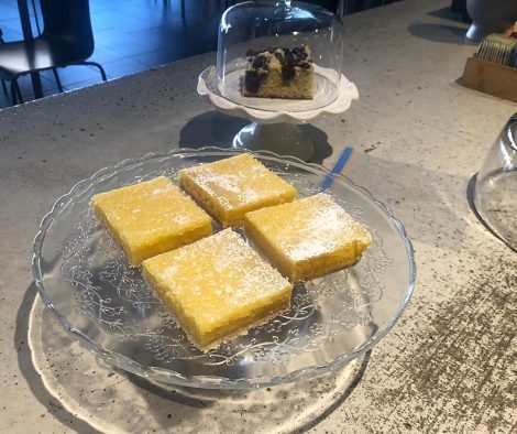photo of lemon squares